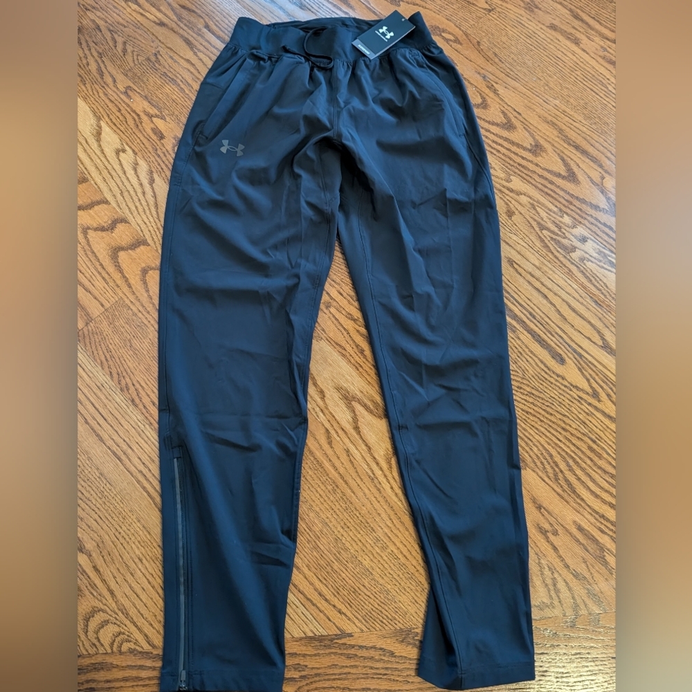 NEW! Under Armour Black Men’s Outrun The Storm Pants Size Medium